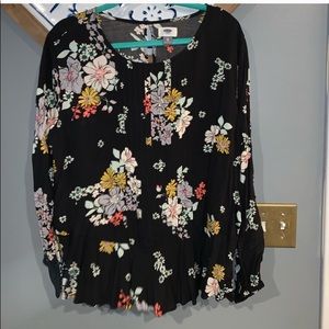 COPY - OLD NAVY FLORAL TOP XL